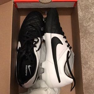 Nike Tiempo Legacy